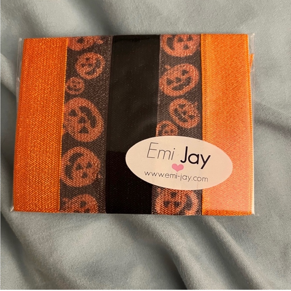 Emi-Jay hair ties. Halloween motif. New in package.